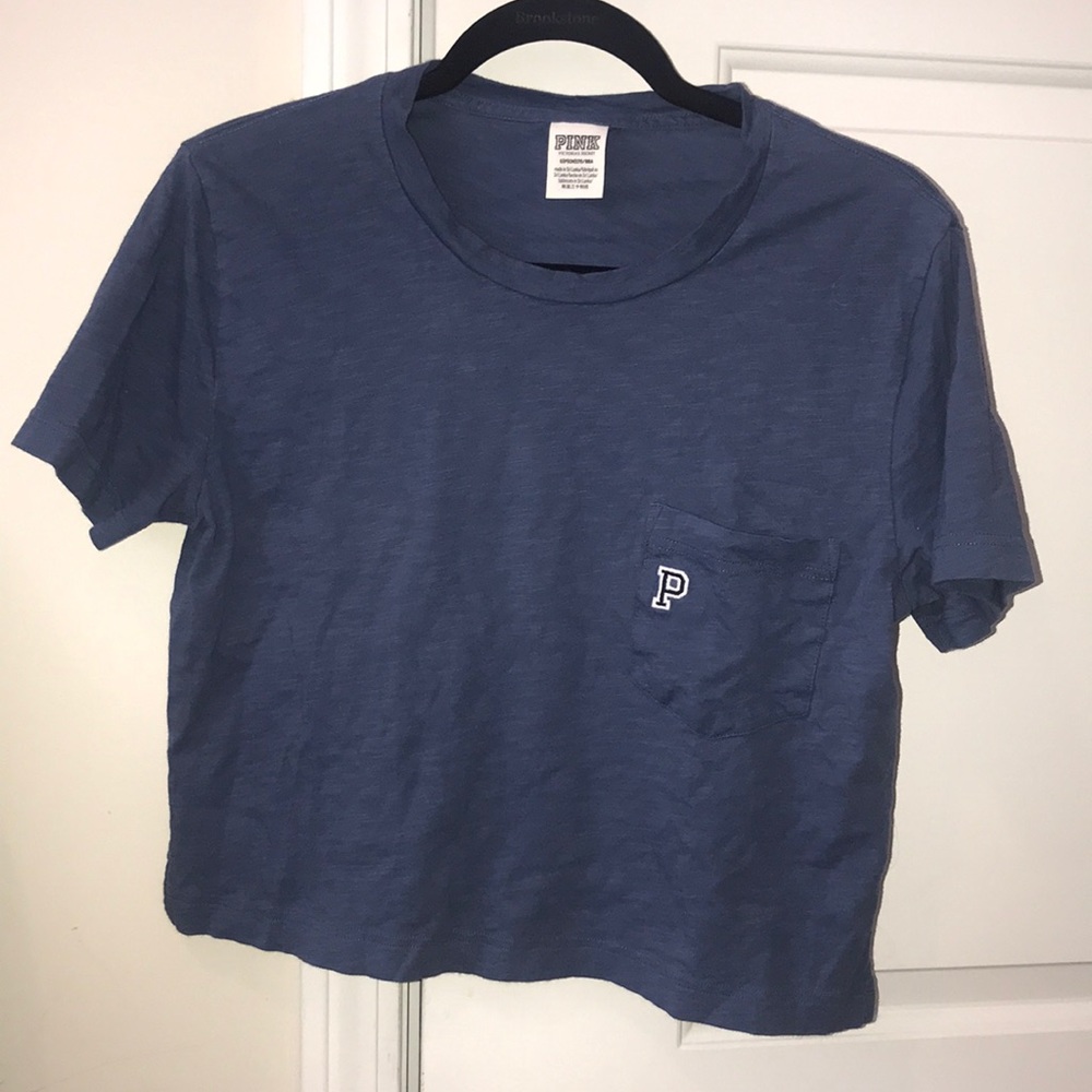 Blue cropped tee